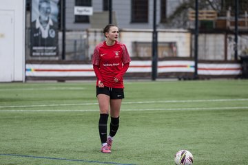 Bild 324 - wBJ FC St. Pauli - Walddoerfer SV : Ergebnis: 3:4